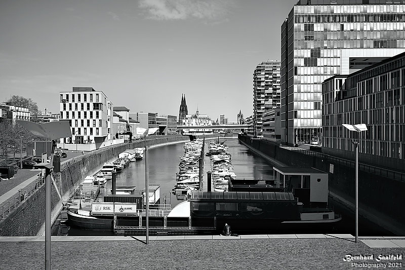 Bernhard Saalfeld - Der Hafen im Rheinauhafen